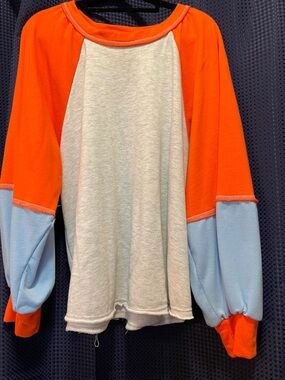 Ces Femme Colorblock Raglan Sweatshirt in Orange, Light Blue, and Heather Gray